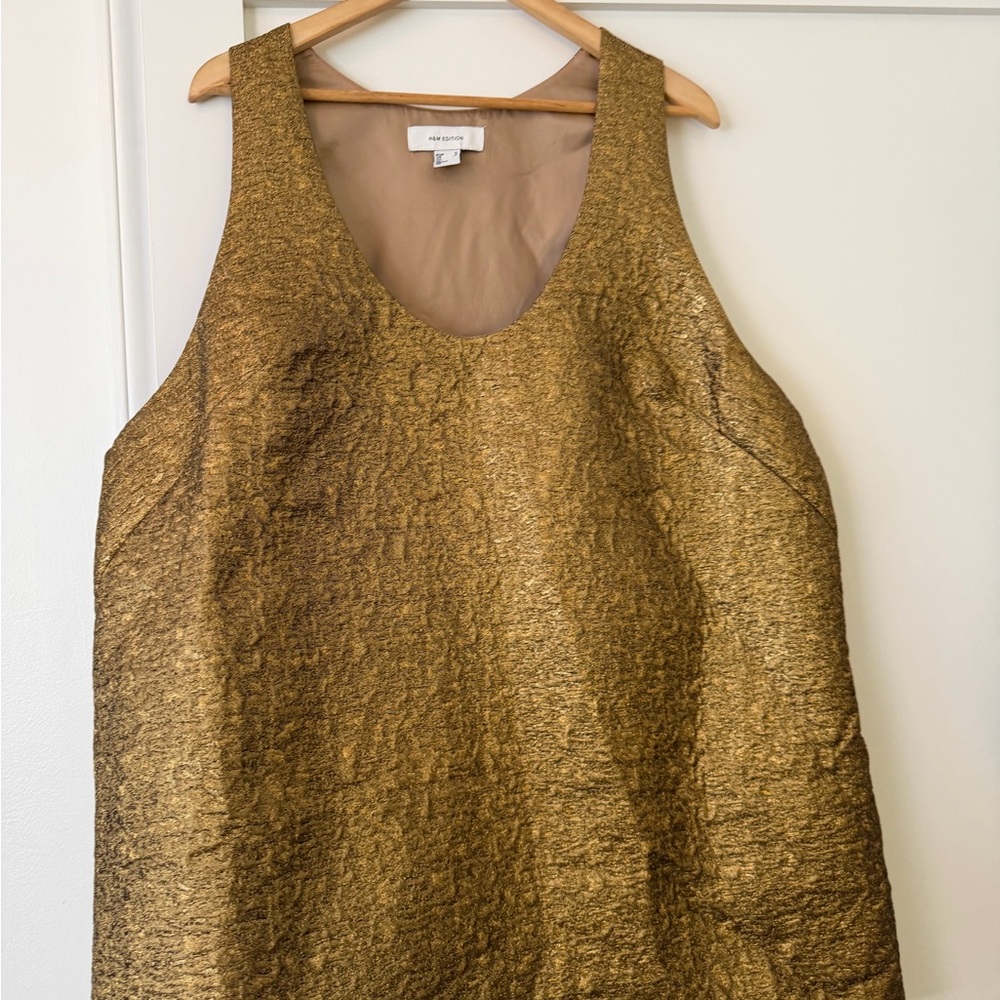 Textured Metallic Gold Sleeveless Tunic